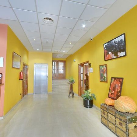 Luz Hotel ハーロー エクステリア 写真