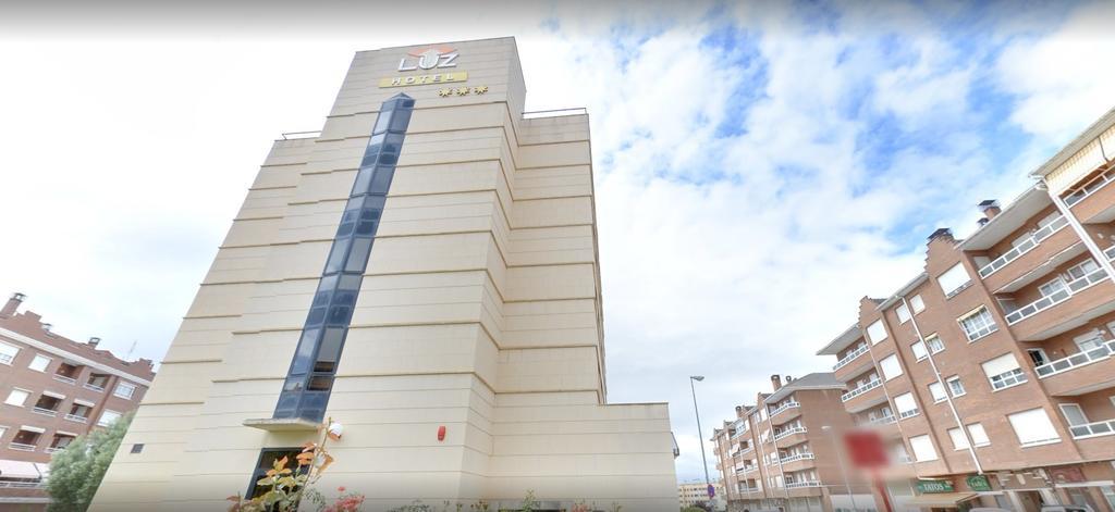Luz Hotel ハーロー エクステリア 写真